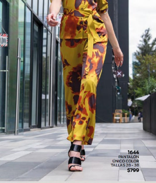 PANTALON PIERNA AMPLIA 1644